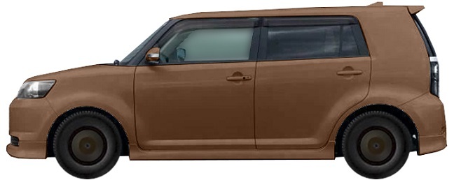e150-hatchback
